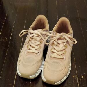 Avia Women's Sneakers in Light Pink and White